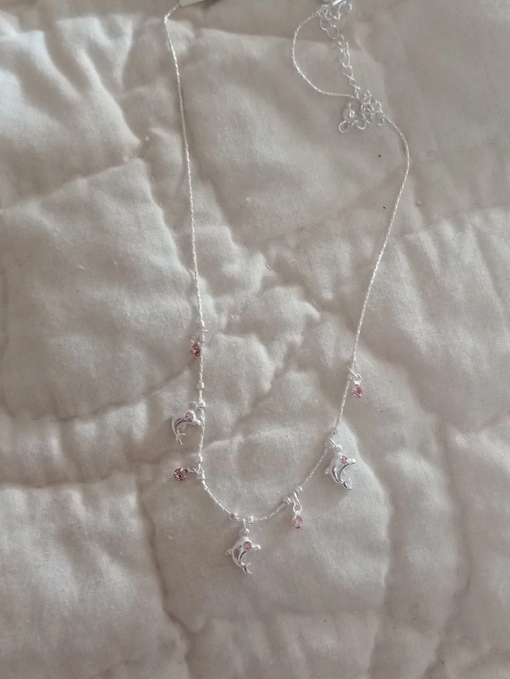 🌷$2 Bundled NWT WEI Gorgeous Silver Dolphin Necklace with Pink Stones - Picture 2 of 9